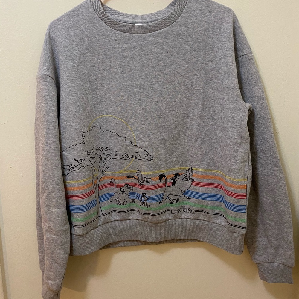 Disney Lion King crewneck size XL